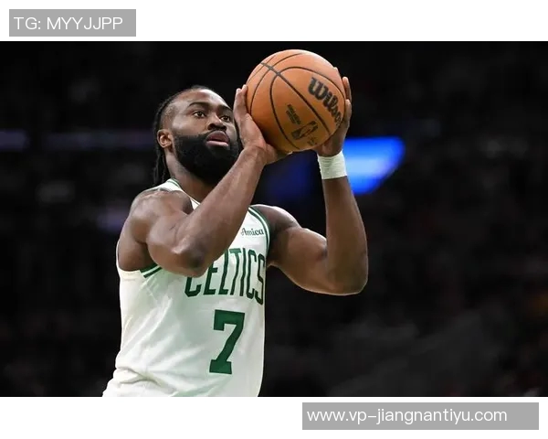 费尔斯全力以赴对位杰伦布朗期待在比赛中展现竞争精神